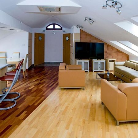 Apartamenty Portowe Ustka Ngoại thất bức ảnh